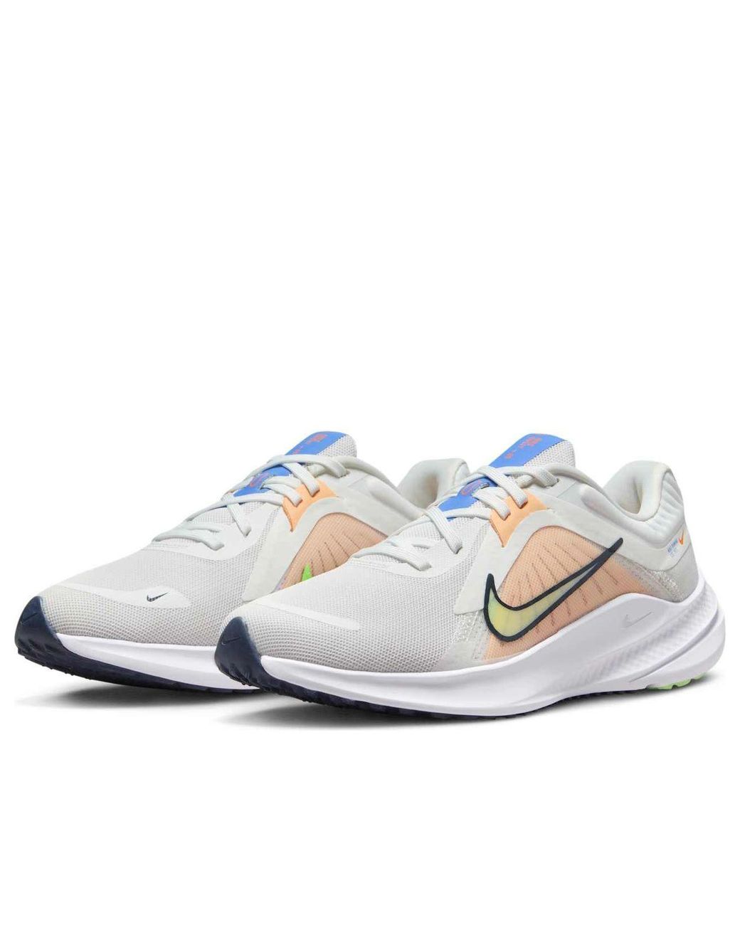 Nike White (Wmns) Quest 5