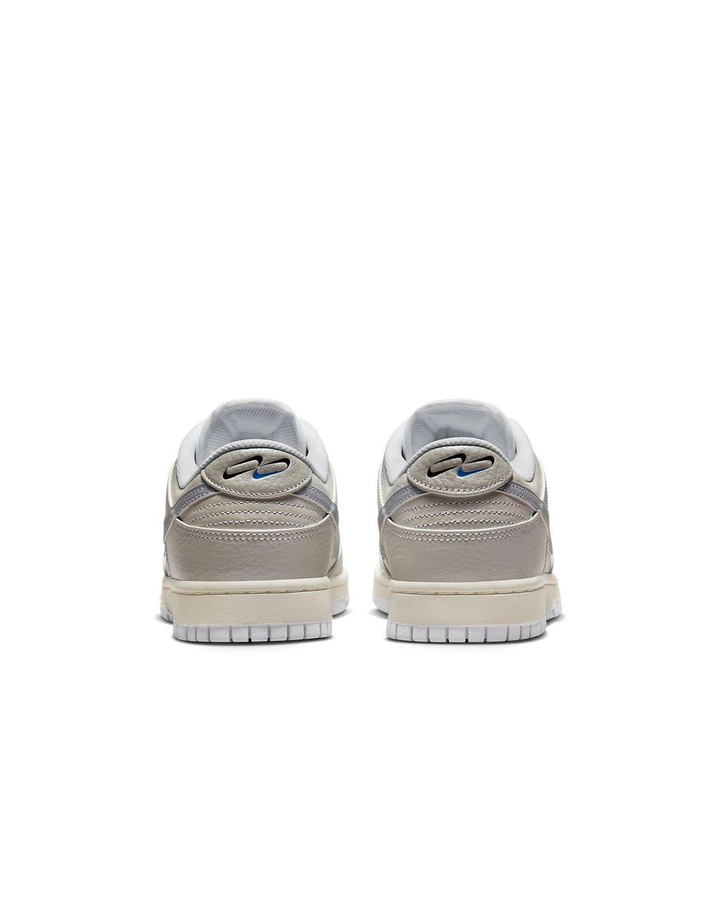 Nike Gray Dunk Low Se 'Metallic' for men