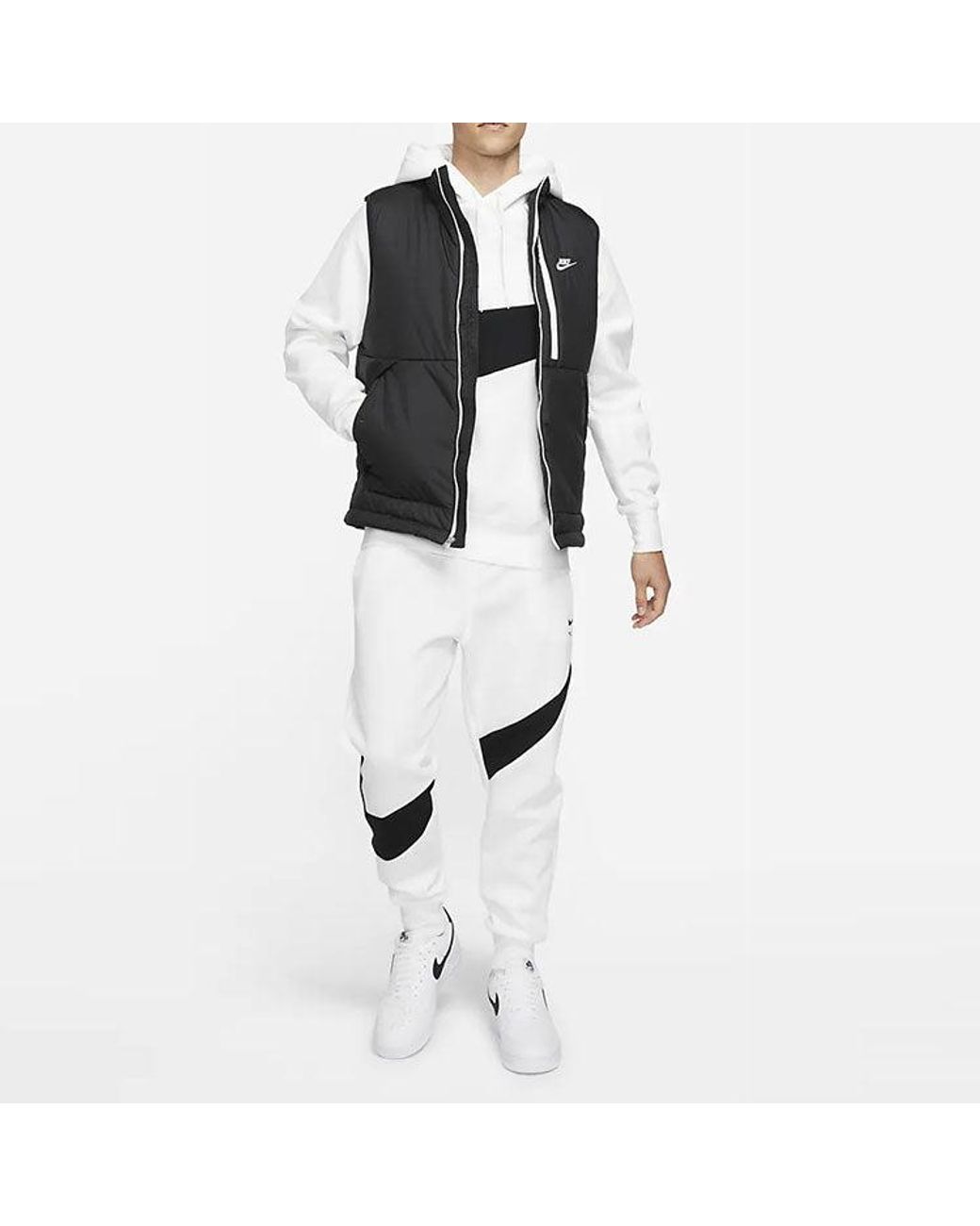 Nike Black Sportswear Therma-Fit Legacy Vest for men