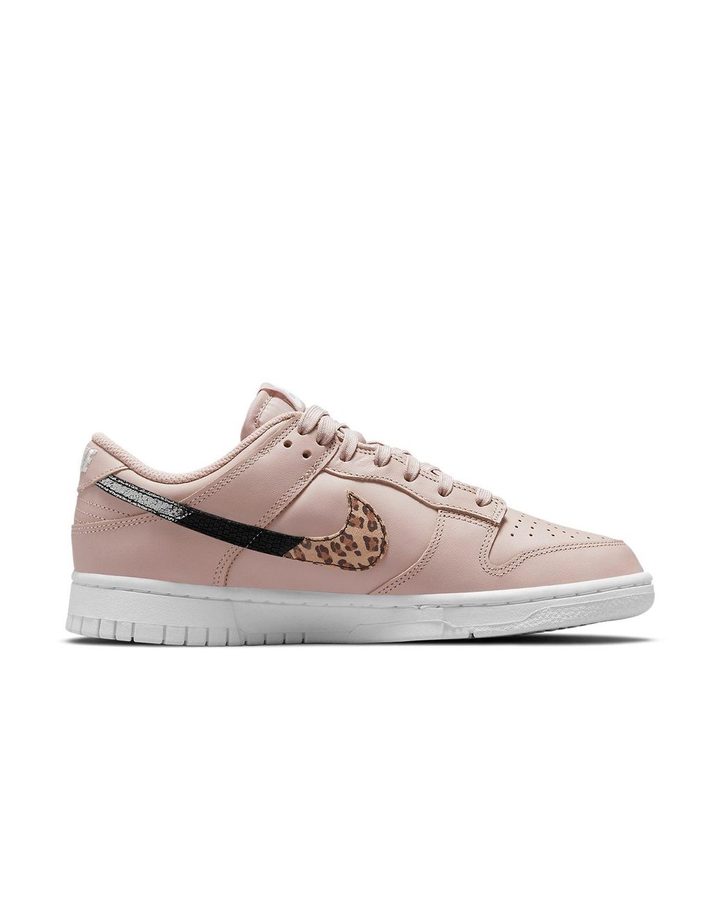Nike Pink (Wmns) Dunk Low Se 'Primal'