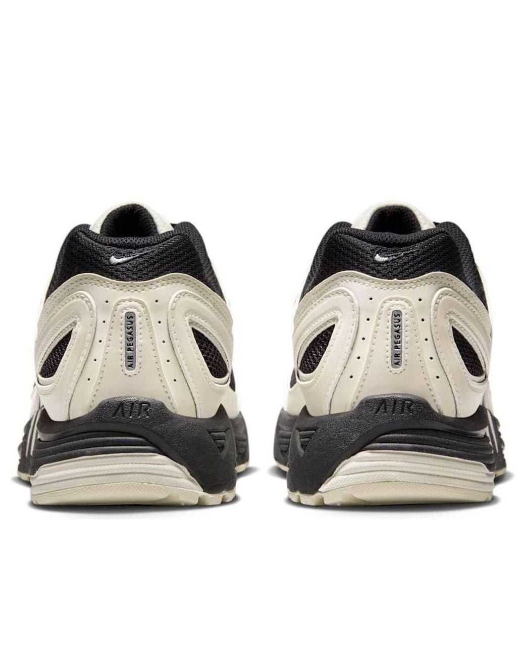 Nike Black Pegasus 2005 Sneaker for men