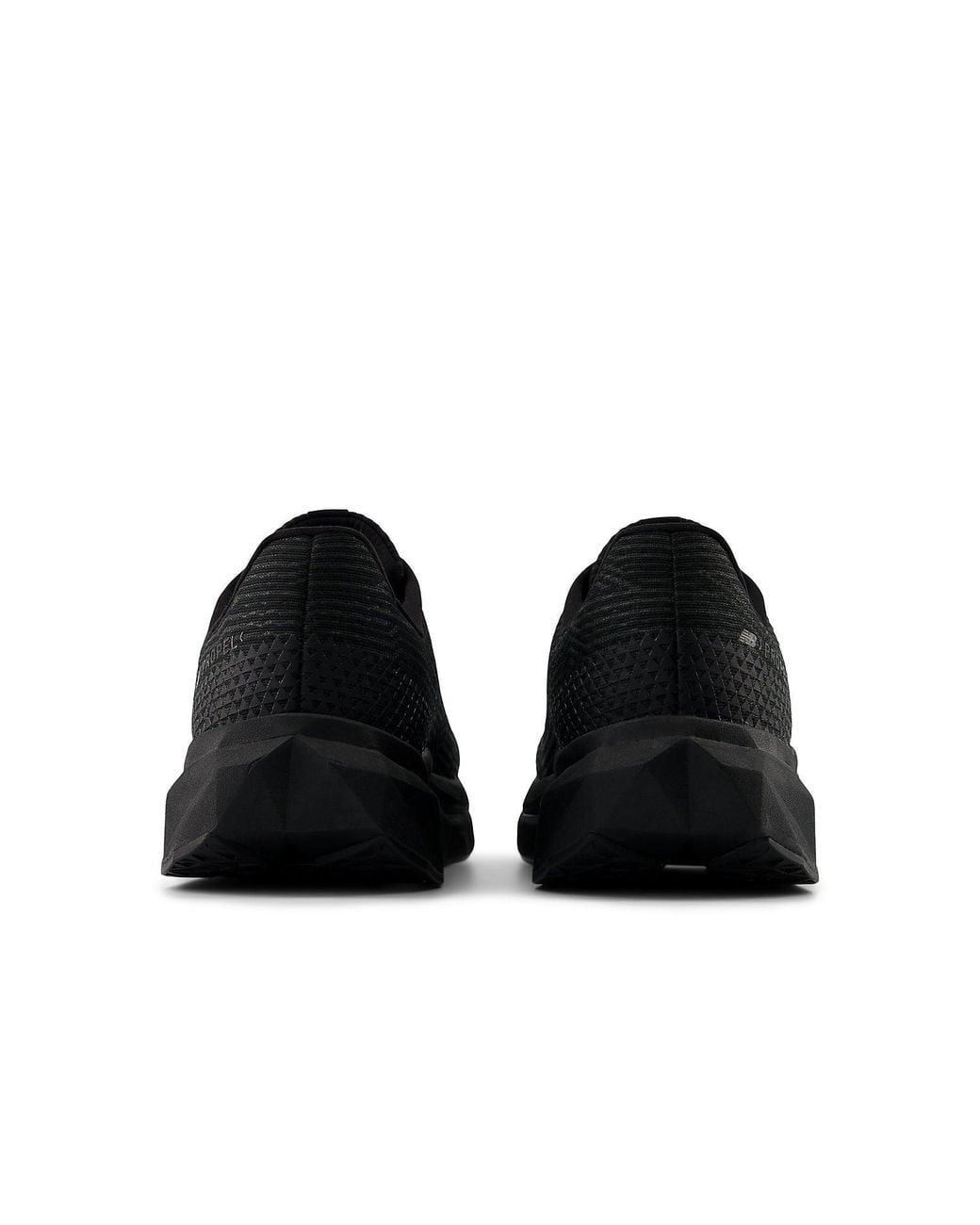 New Balance Black Fuelcell Propel V5 'Triple' for men