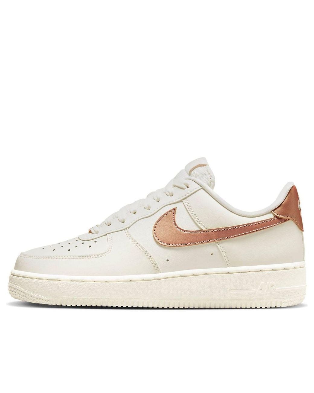 Nike White (Wmns) Air Force 1 '07 'Sail'