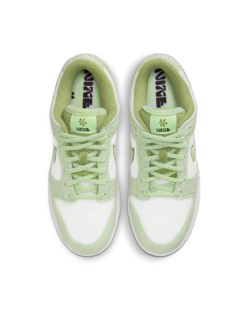 Nike White (Wmns) Dunk Low Se 'Fleece