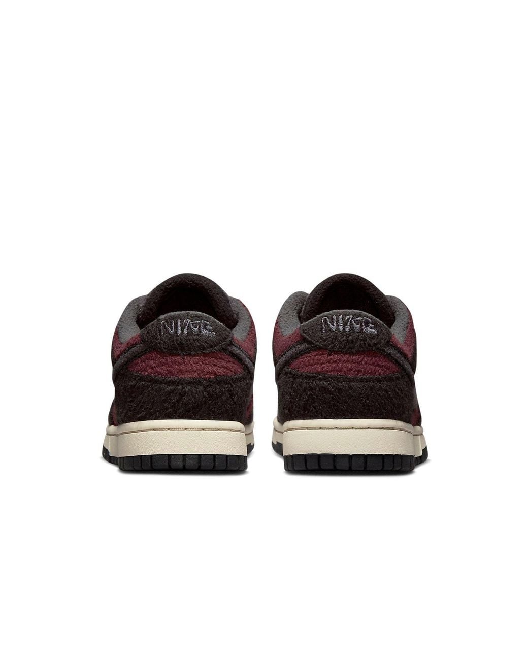 Nike Brown Dunk Low Se Fleece Pack Burgundy Crush (w)