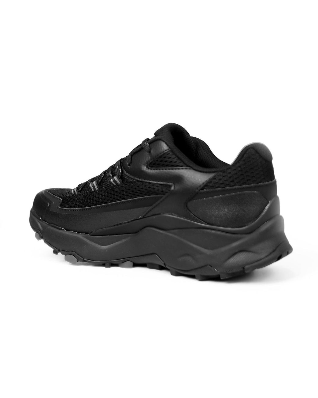 The North Face Black Vectiv Taraval Hiking Shoes 'Tnf' for men