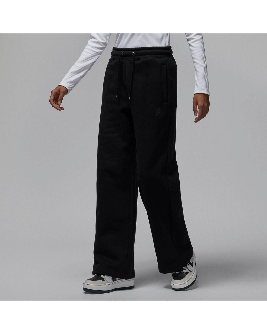 Nike Black (Wmns) Flight Sweatpants Asia Sizing