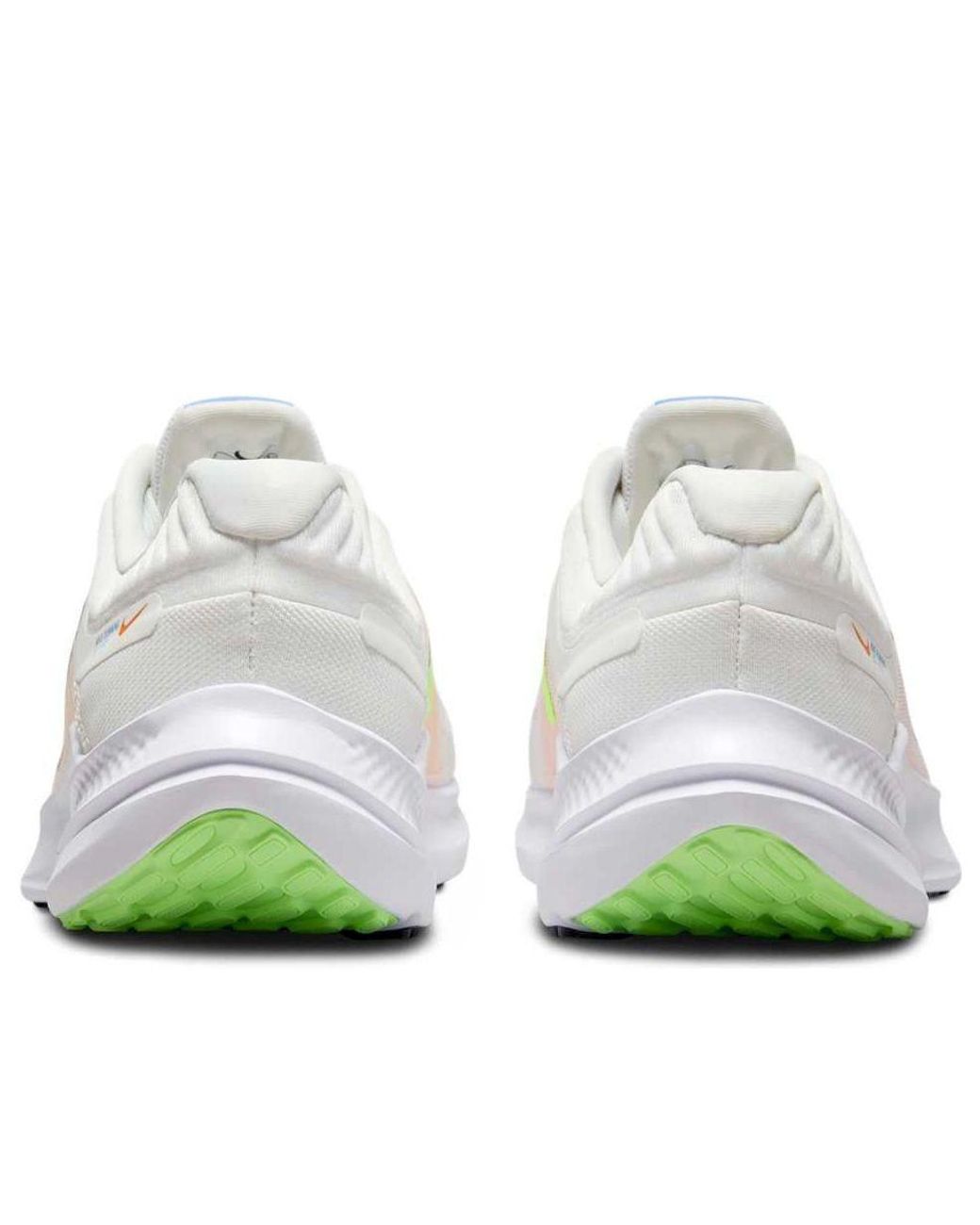 Nike White (Wmns) Quest 5