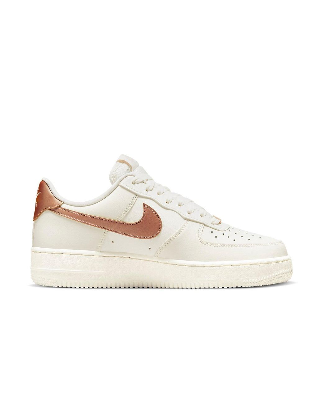 Nike White (Wmns) Air Force 1 '07 'Sail'