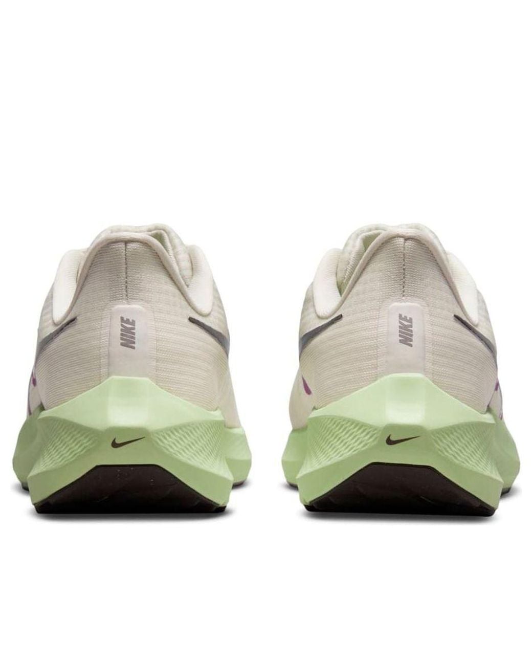 Nike White Pegasus 39 Road Running Shoes for men