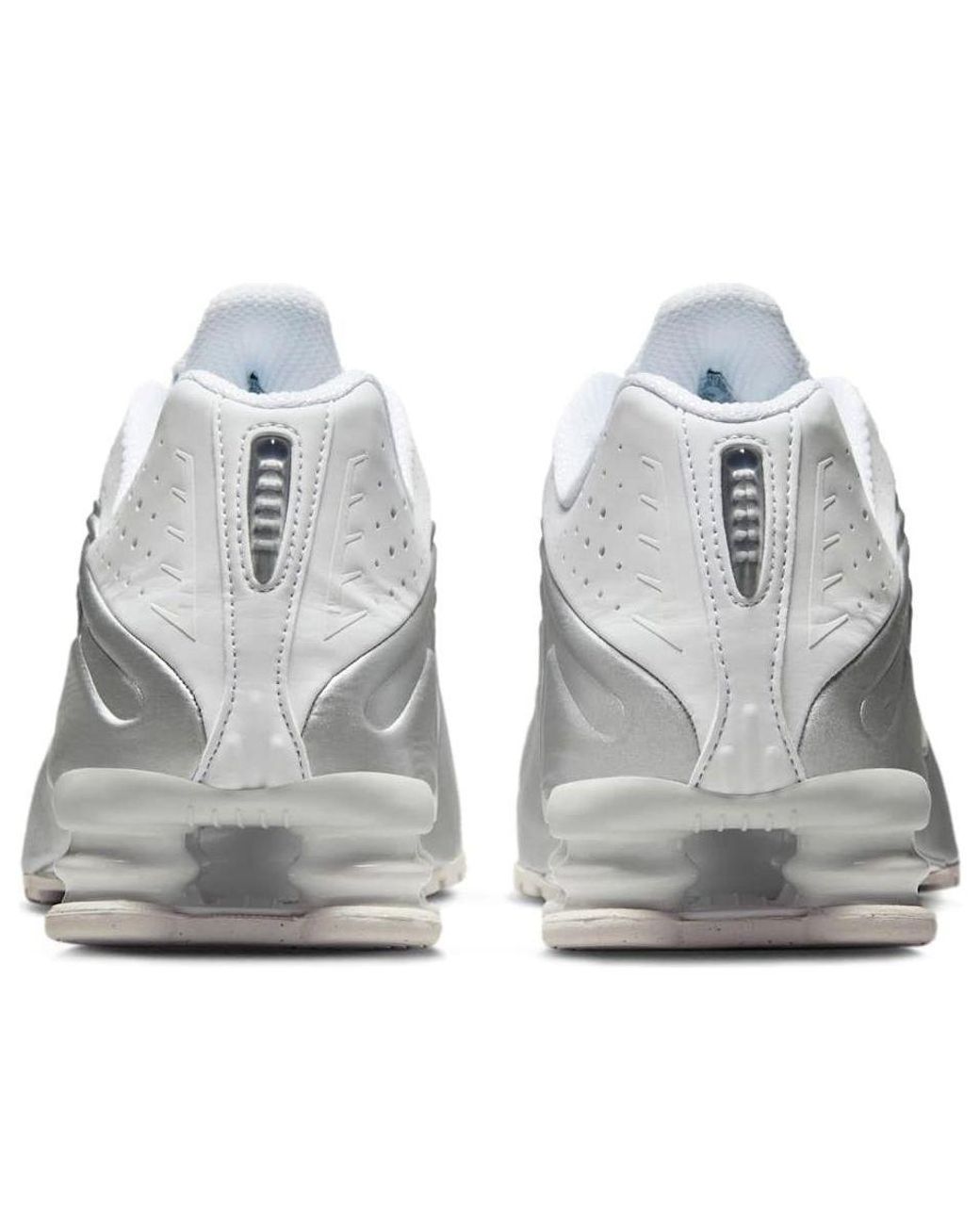 Nike White Shox R4 Bright Crimson Metallic' for men