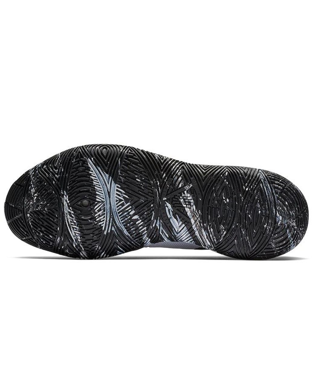 Nike Black Kyrie 5 'Oreo' for men
