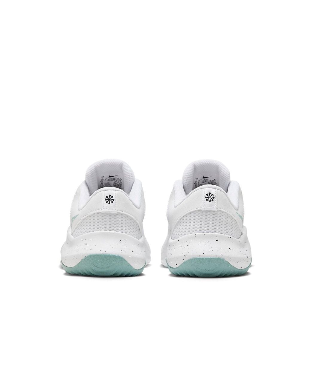 Nike White (Wmns) Legend Essential 3