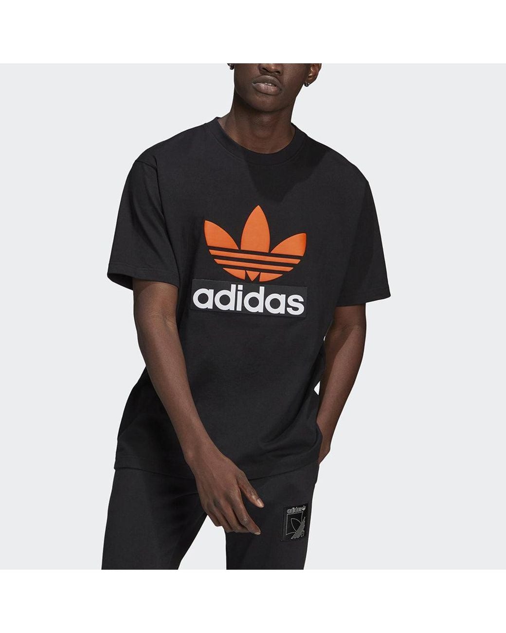 Adidas Black Originals Logo Round Neck Short Sleeve Tee For for men