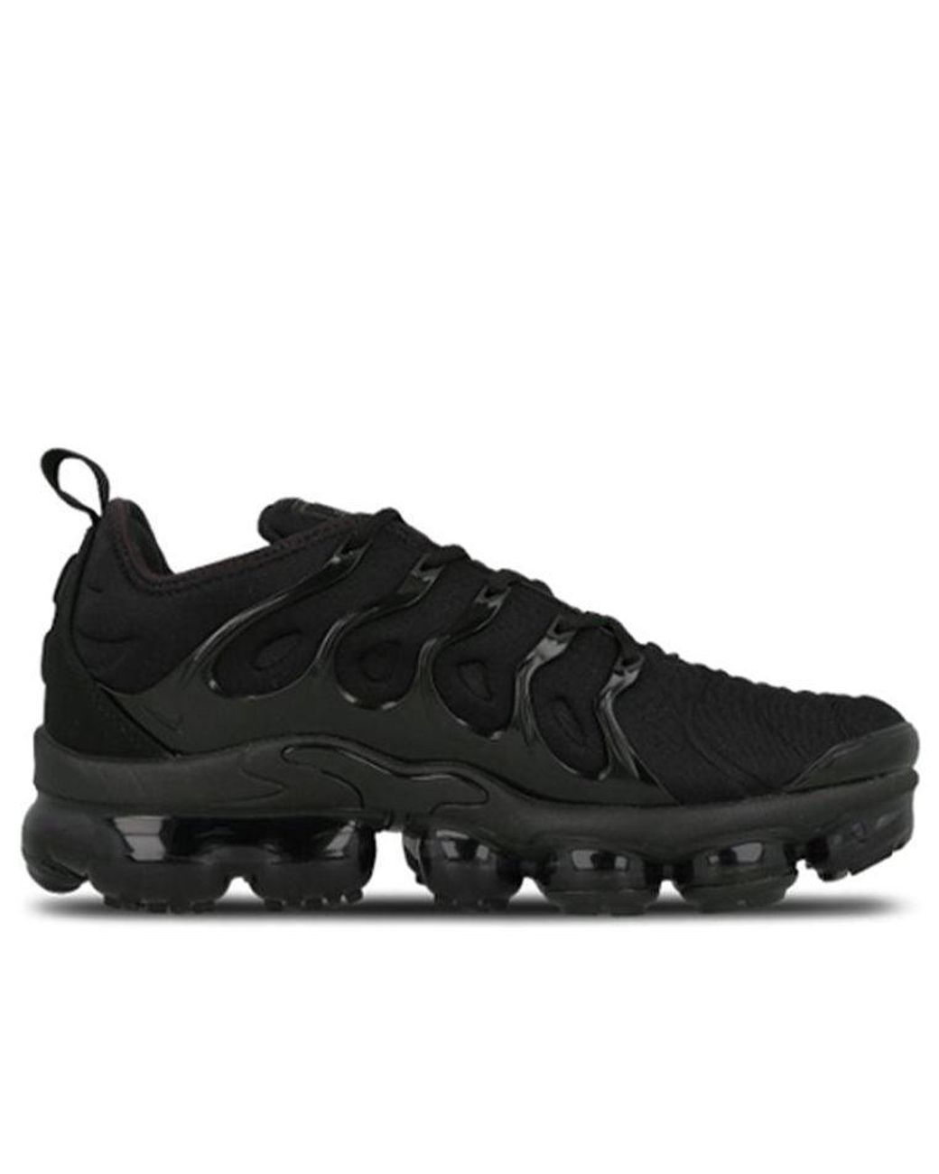 vapormax 2021 triple black