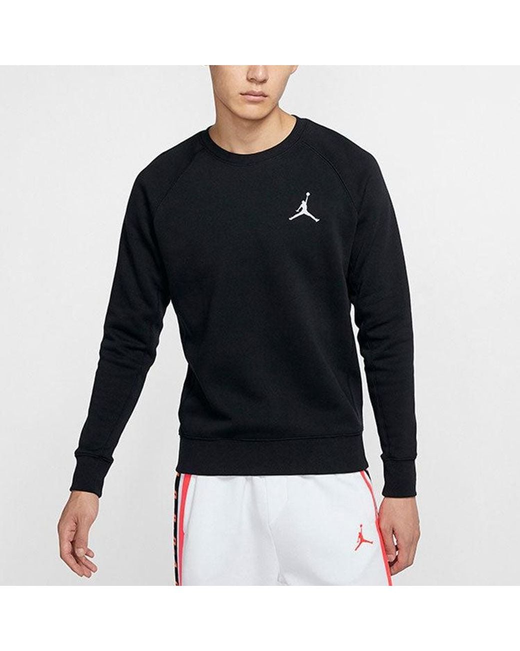 Nike Blue Fleece Lined Stay Warm Sports Round Neck Pullover for men