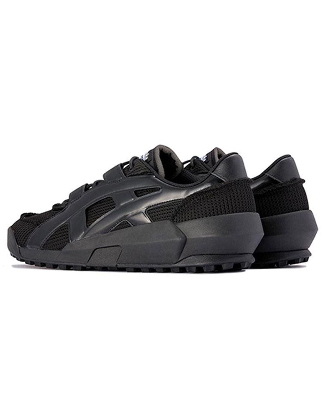 Onitsuka Tiger Black Big Logo Trainer for men