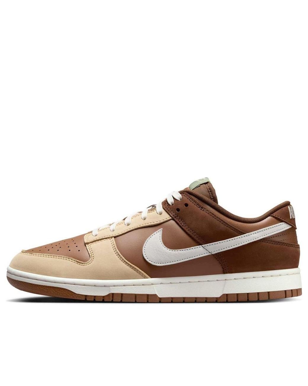 brown dunks low