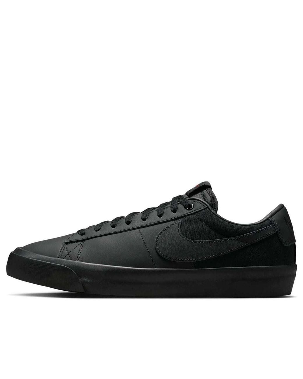 Nike Black Sb Zoom Blazer Low Pro Gt Iso 'Triple' for men