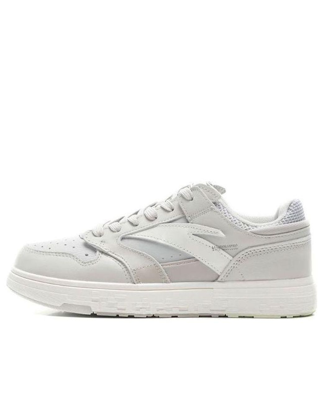 Anta White Street Naughty Low for men