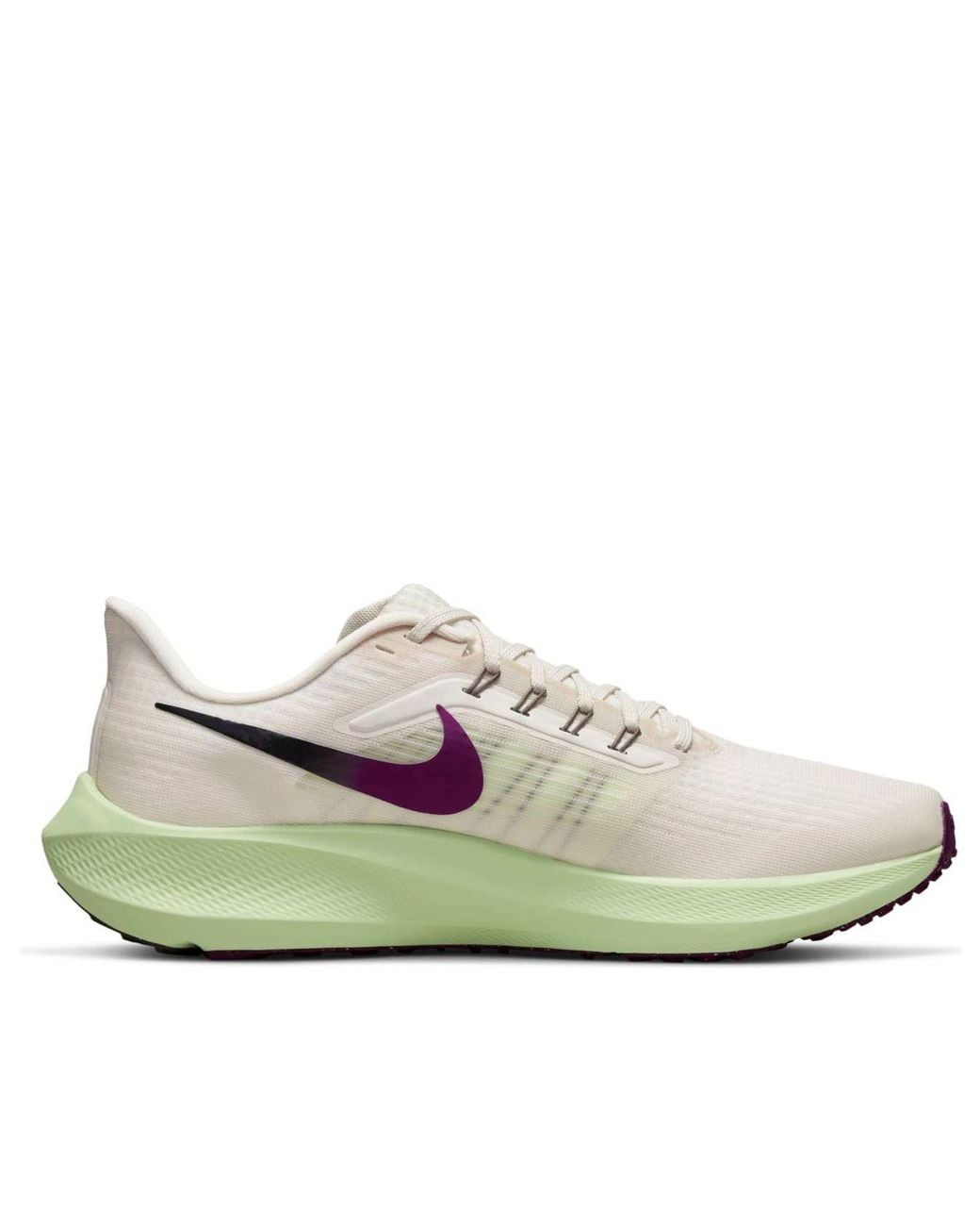 Nike White Pegasus 39 Road Running Shoes for men