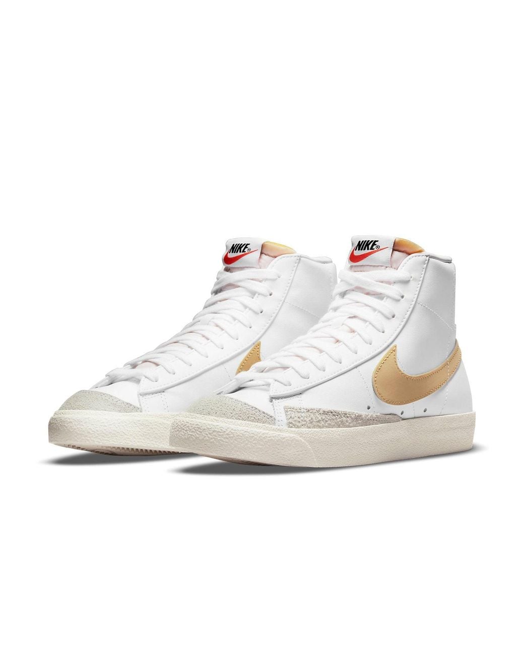 Nike White (Wmns) Blazer '77 Vintage Mid 'Hyper Crimson'