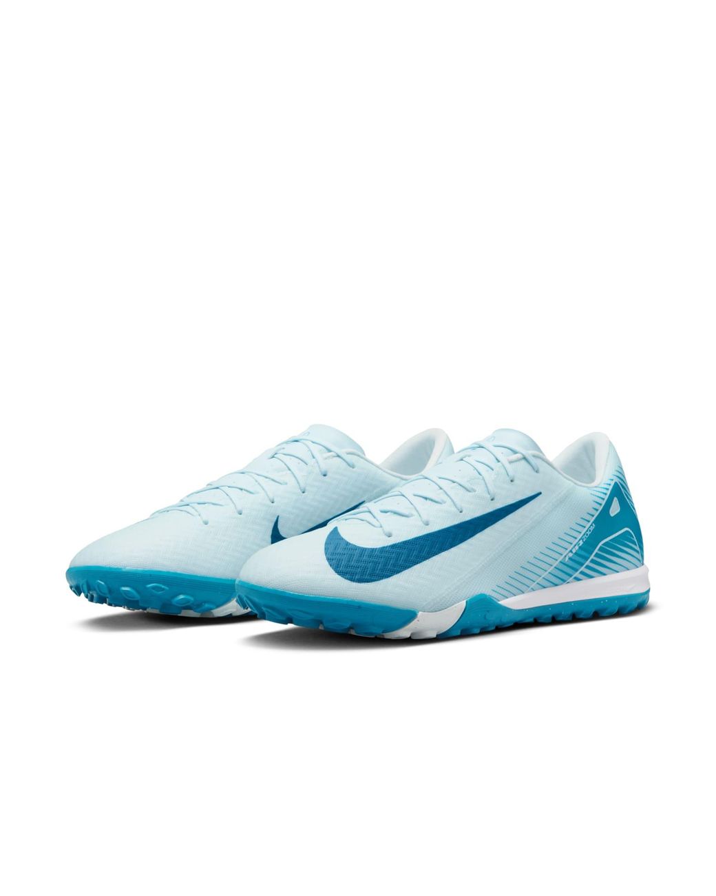 Nike Blue Mercurial Vapor 16 Academy Ic Low-Top Football Shoes for men