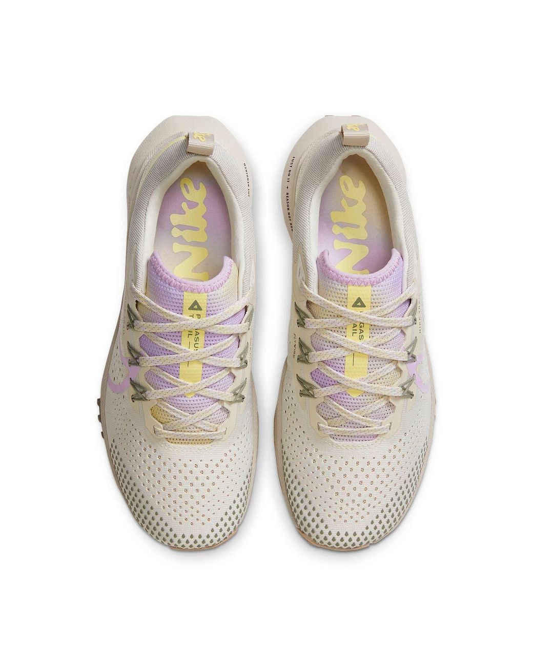 Nike White (Wmns) Pegasus Trail 4