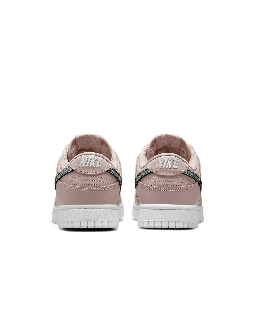 Nike Pink (Wmns) Dunk Low Se 'Primal'