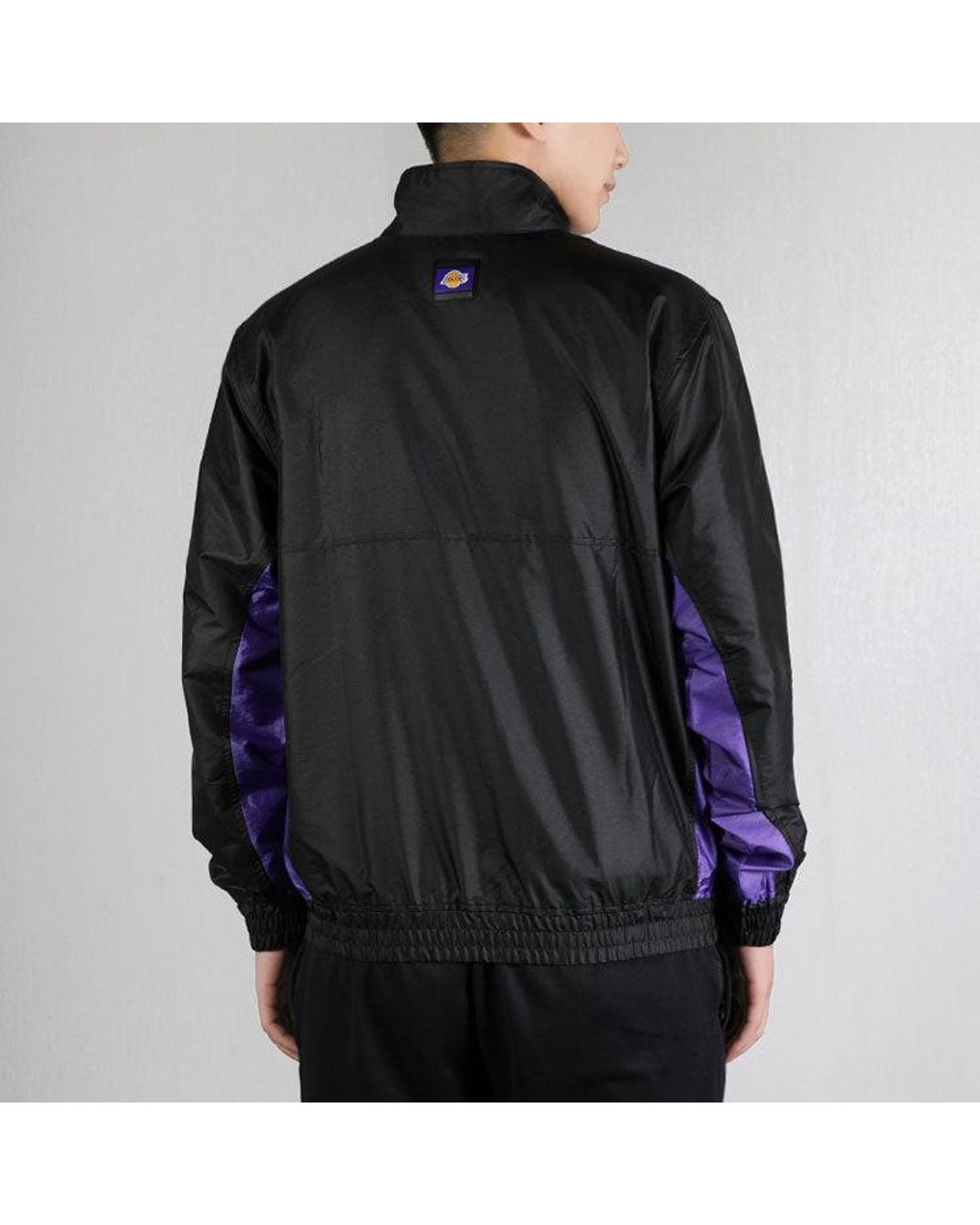 Nike Black Lightweight Nba Los Angeles Lakers Sports Jacket for men