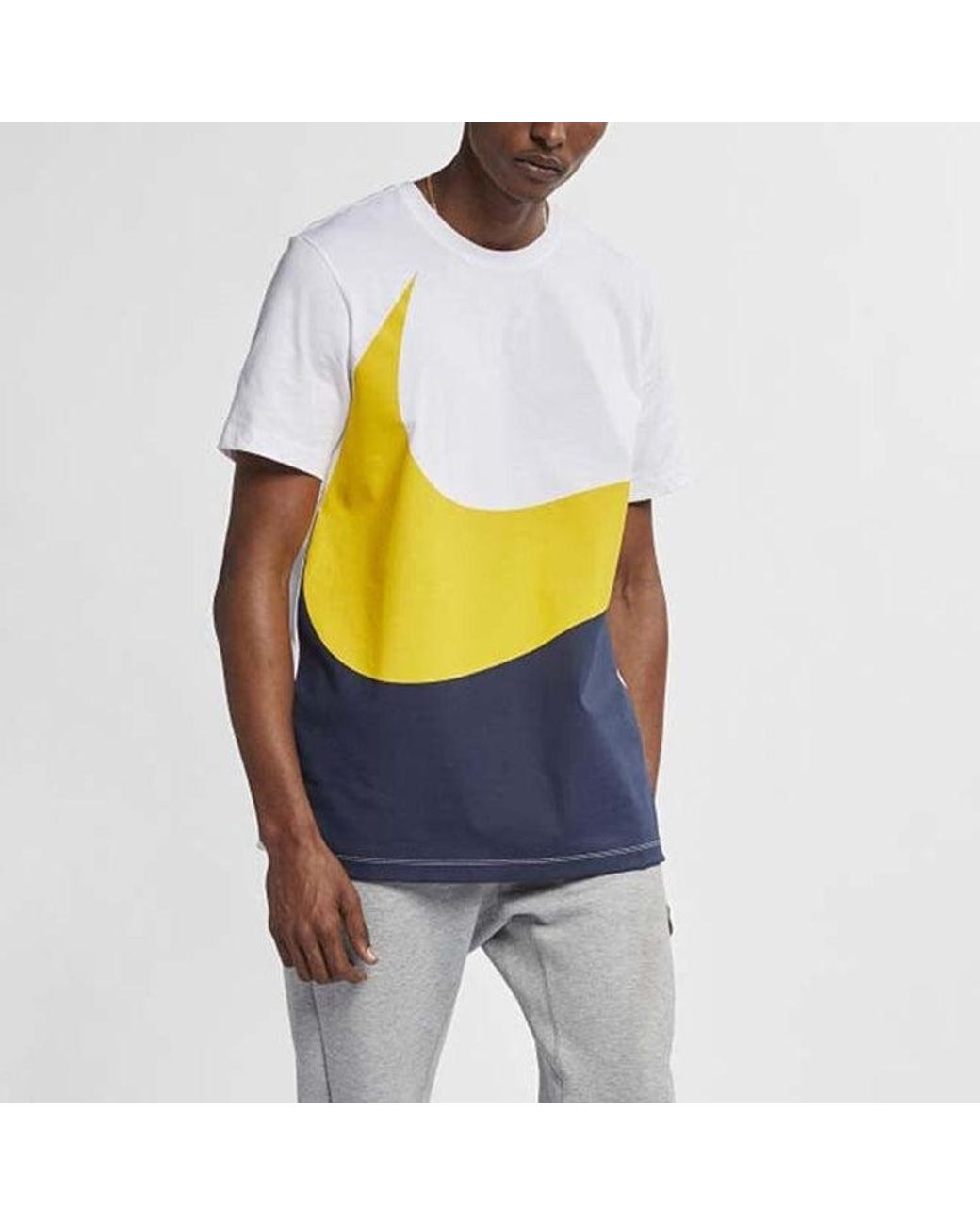 Nike White Large Colorblock Sports Pullover Round Neck Short Sleeve Colorblock for men
