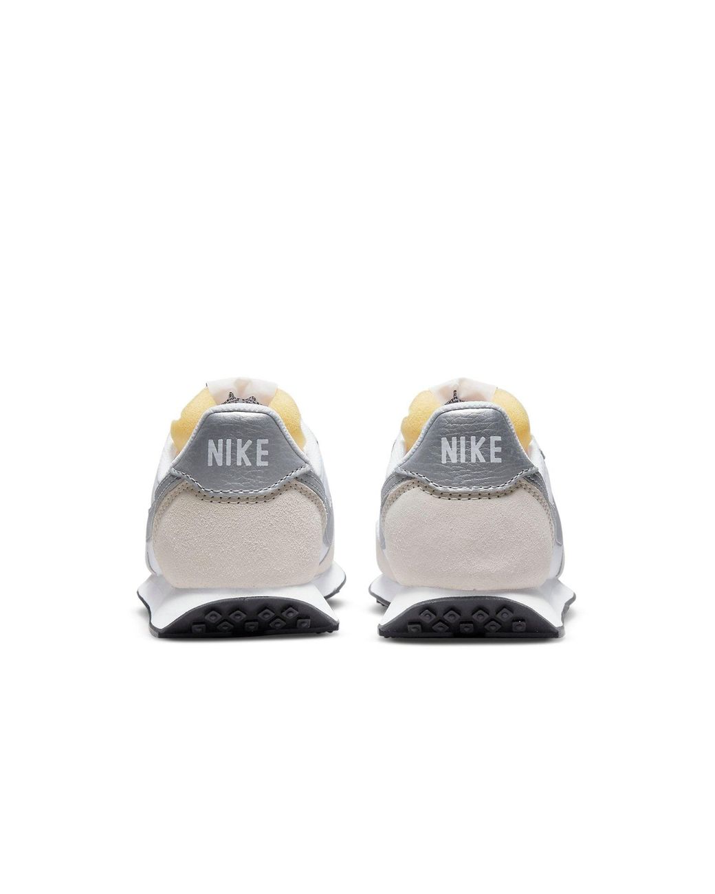 Nike White (Wmns) Waffle Trainer 2 Metal'