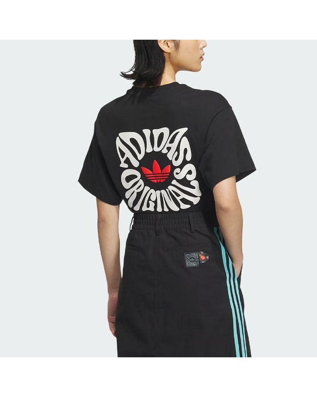 Adidas Black Originals V-Day Short Sleeve T-Shirt (Gender Neutral) Asia Sizing for men