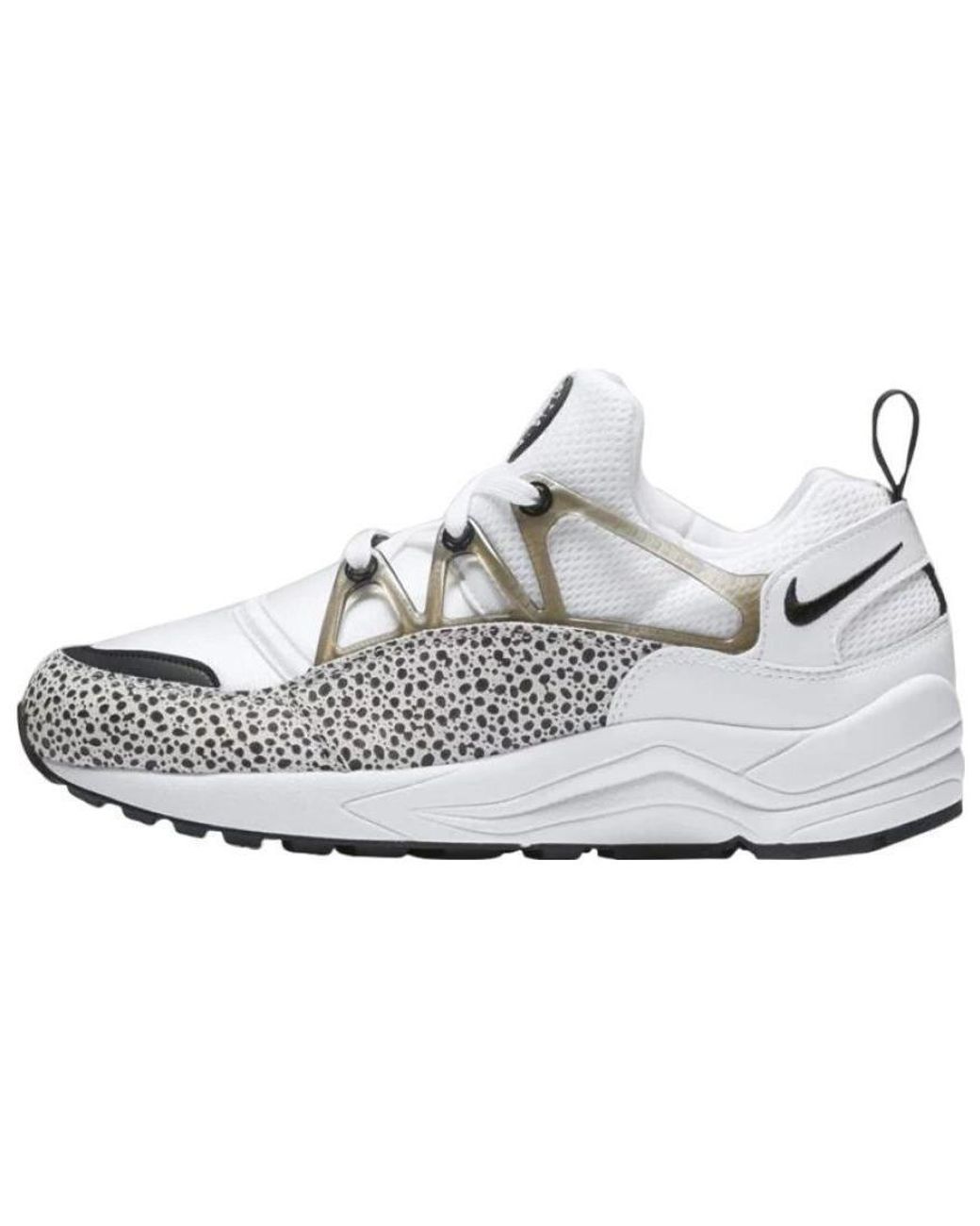Nike White (Wmns) Air Huarache Light Prm