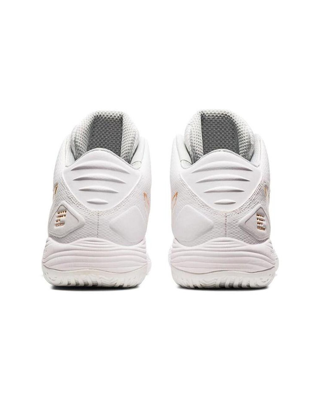 Asics White Gelhoop V13 for men