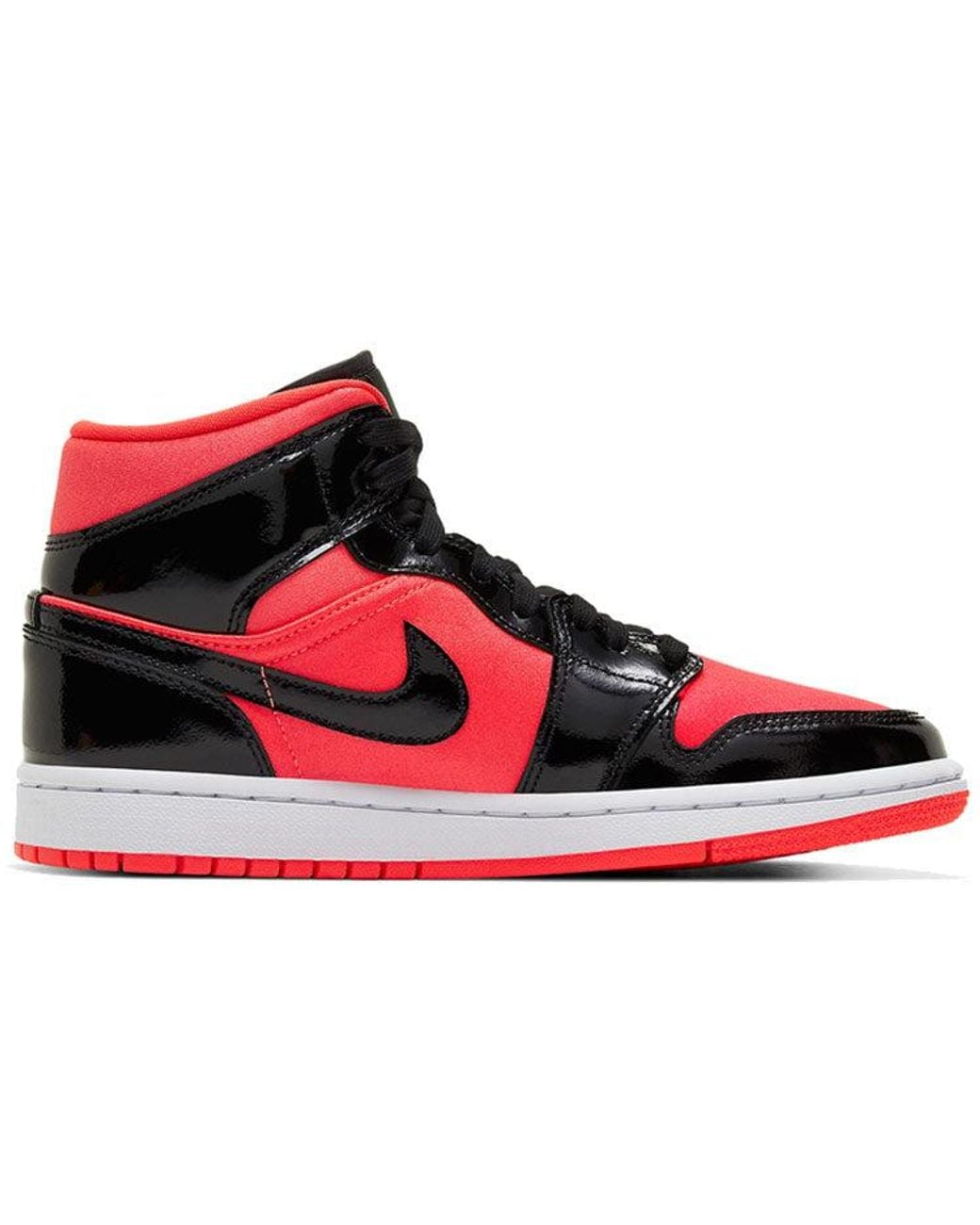 Nike Red (Wmns) 1 Mid 'Hot Punch'