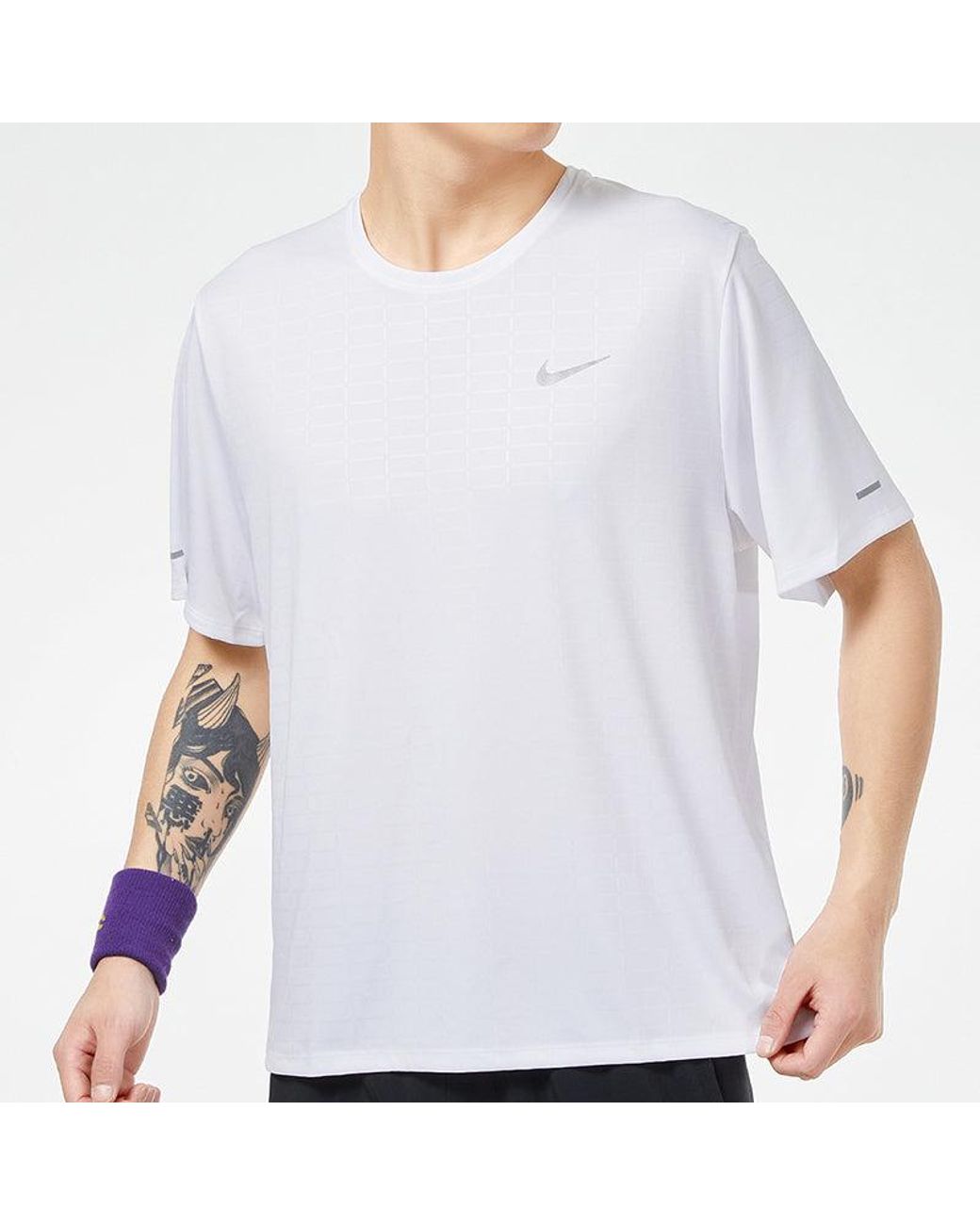Nike White Dri-Fit Sports Training Quick Dry Round Neck Short Sleeve for men