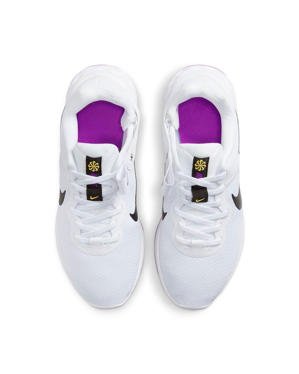 Nike White (Wmns) Revolution 6 Flyease Next Nature