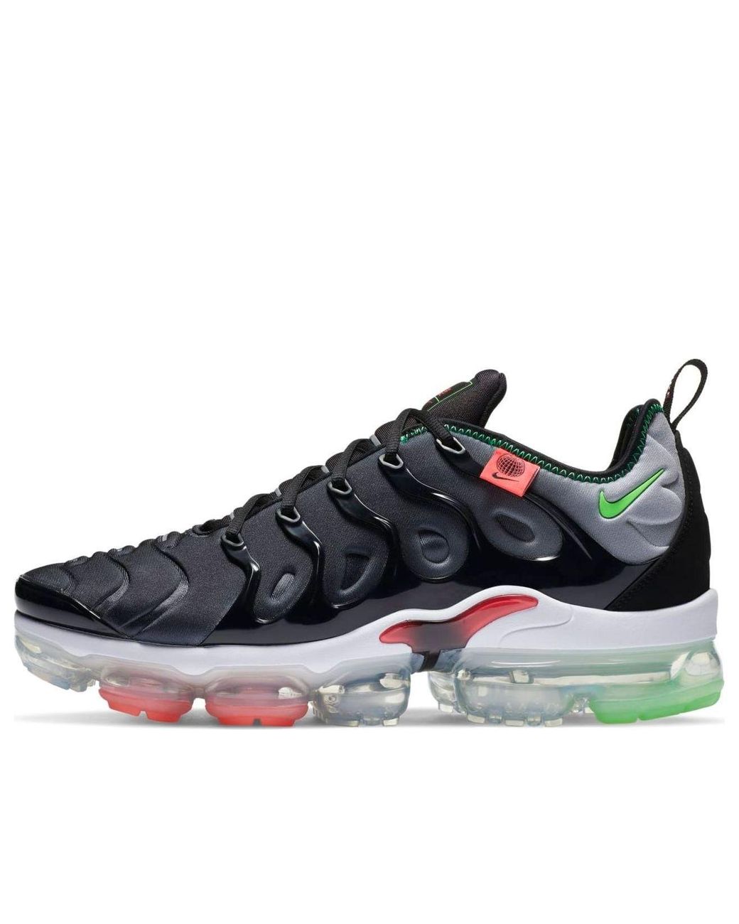 vapor max plus worldwide