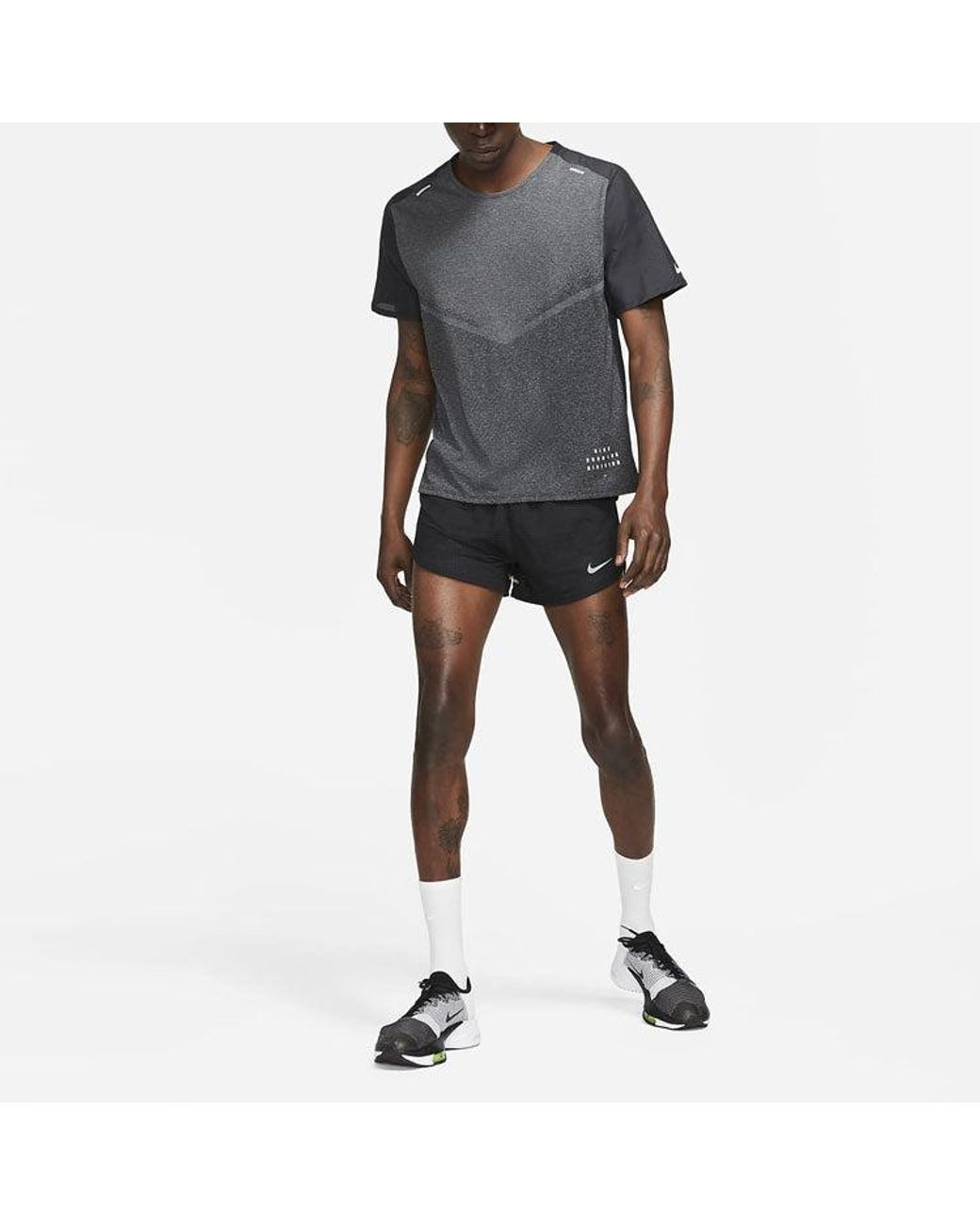 Nike Black Ultra Run Division Trainingsport Fast-Dry Breathable Fabric Short Sleeve T-Shirt for men