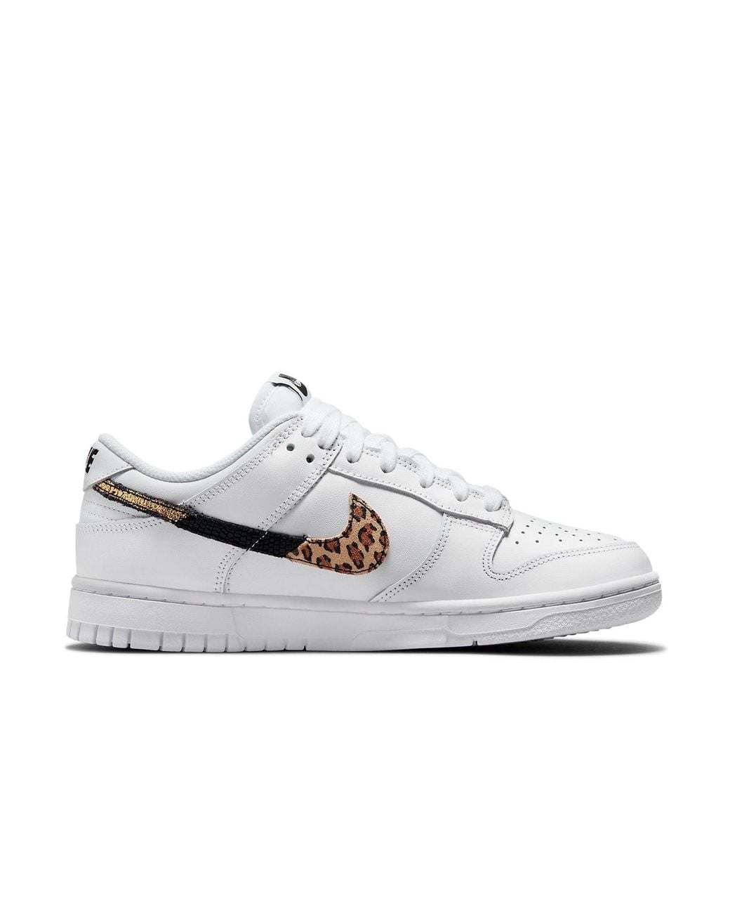 Nike White (Wmns) Dunk Low Se 'Primal'