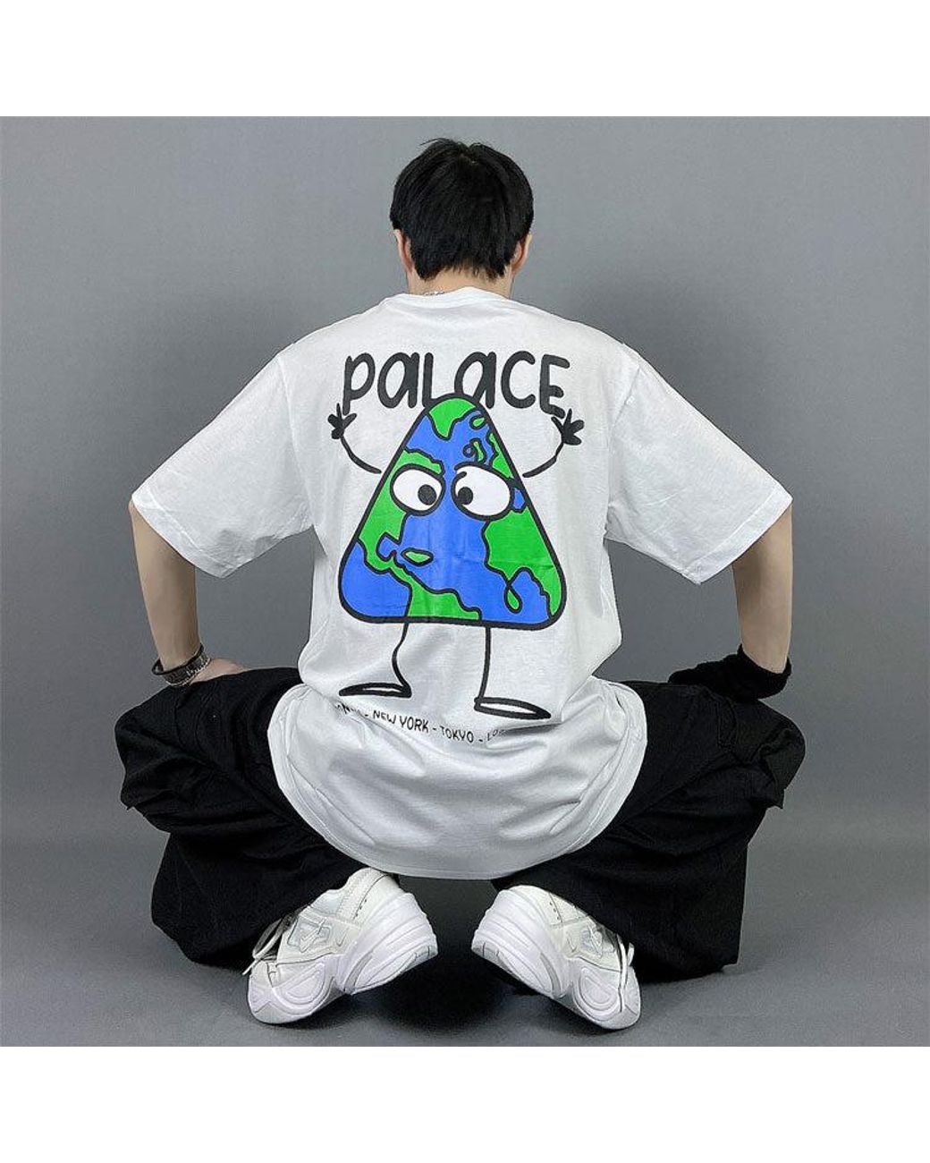 Palace Blue Globlerone T-Shirt for men