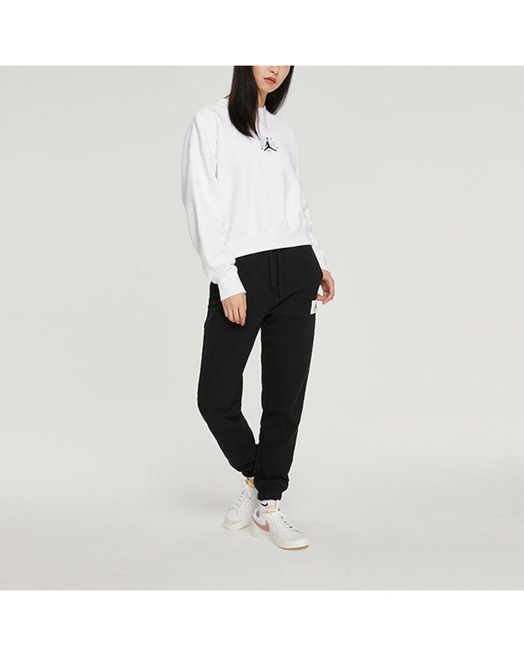 Nike White (Wmns) Jordan Solid Color Embroidered Round Neck Long Sleeves Hoodie
