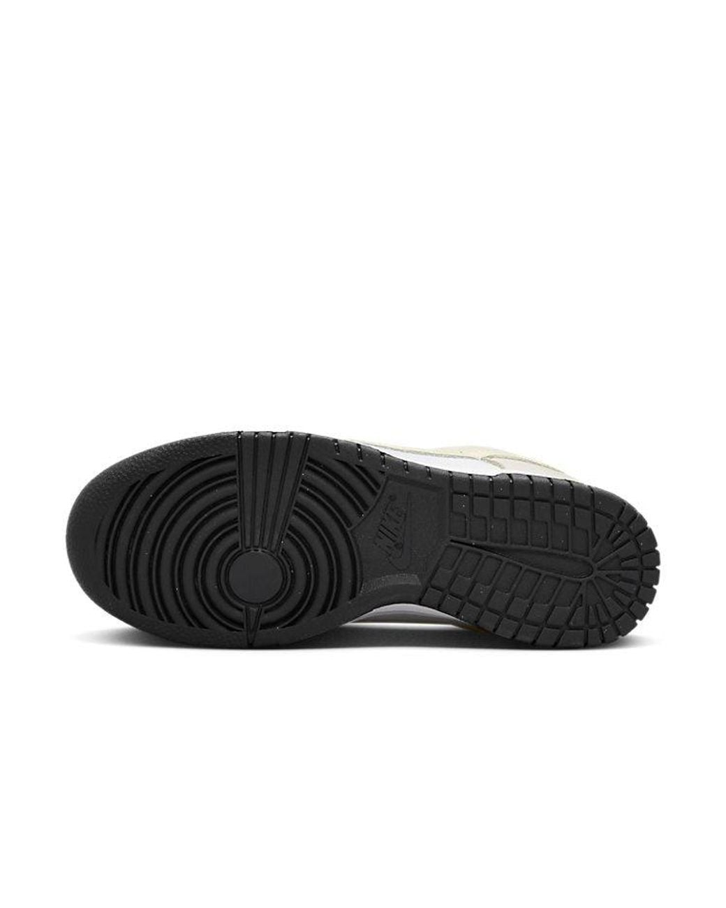 Nike White (Wmns) Dunk Low Lx Coconut Milk'