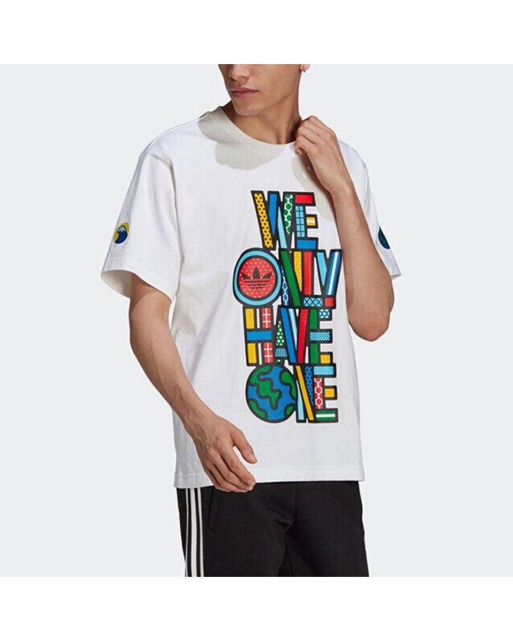 Adidas White Originals Artist Tee Ss Earth Printing Sports Round Neck Short Sleeve for men
