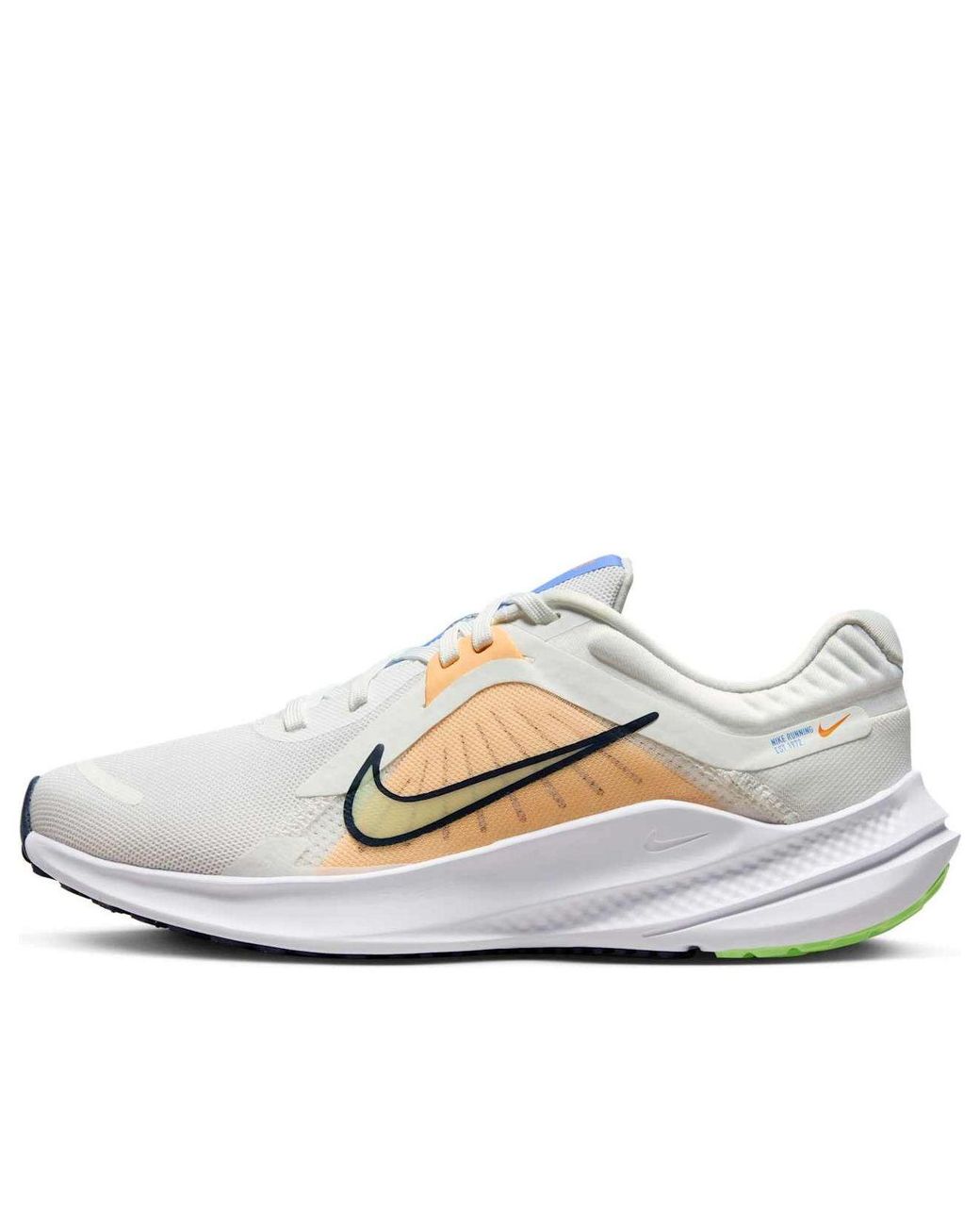Nike White (Wmns) Quest 5
