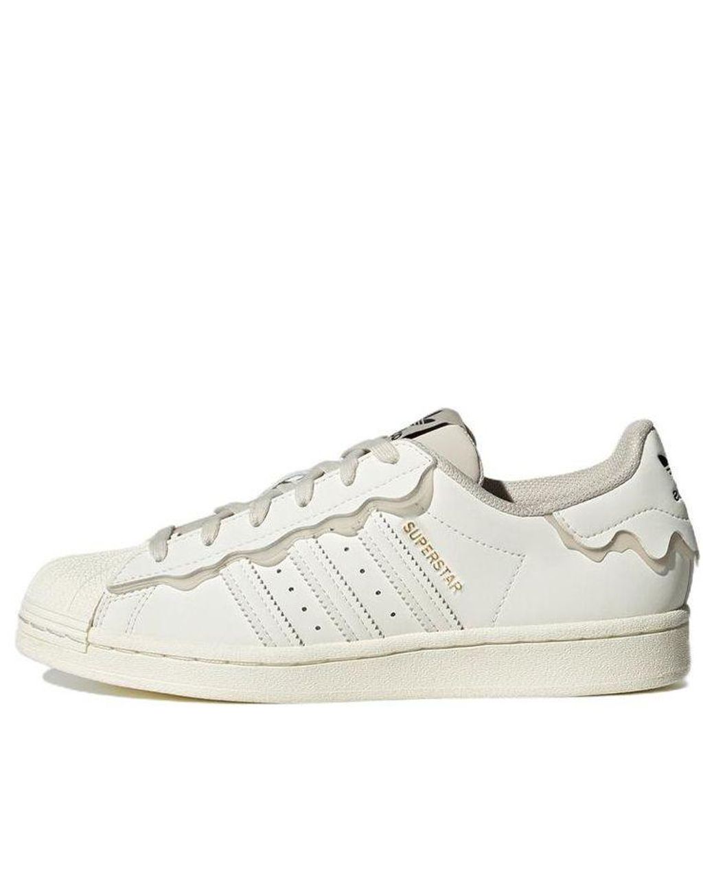 adidas Originals Superstar Sneakers Creamy in White | Lyst