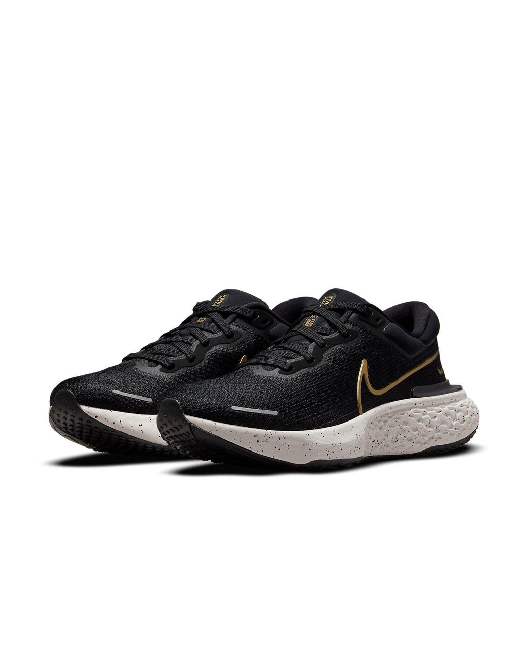 Nike Black Zoomx Invincible Run Flyknit Metallic' for men