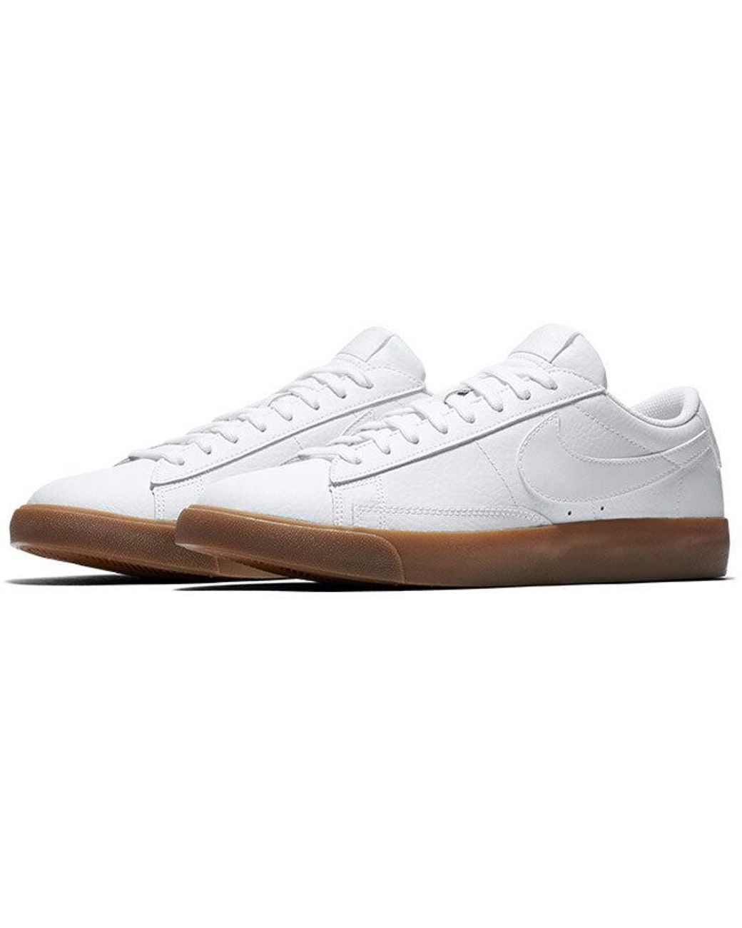 Nike White Blazer Low Le 'Gum Med' for men