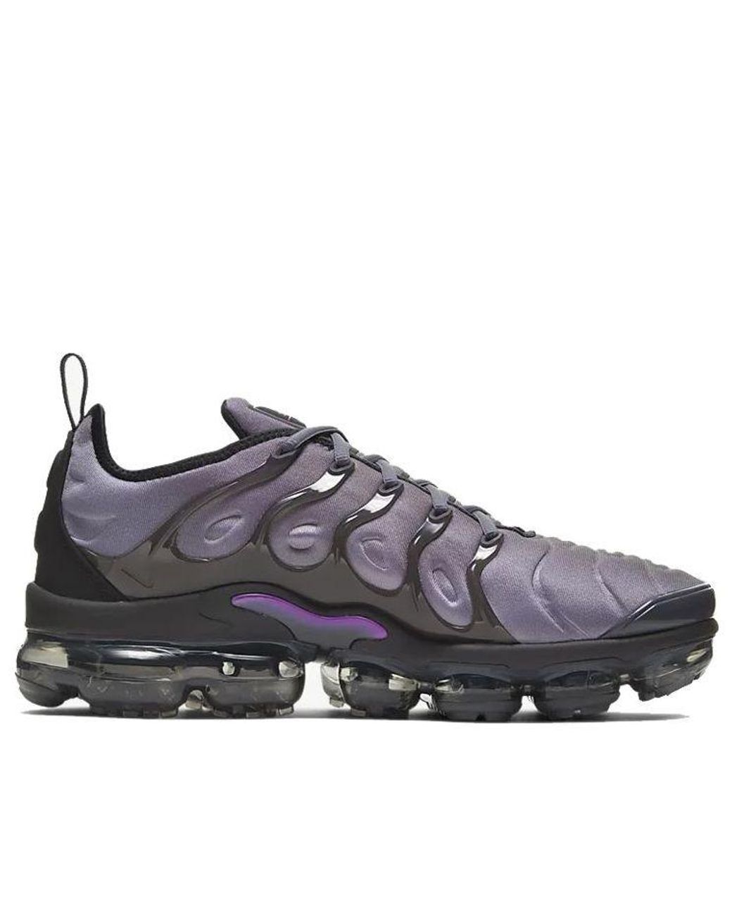 vapormax plus fuchsia